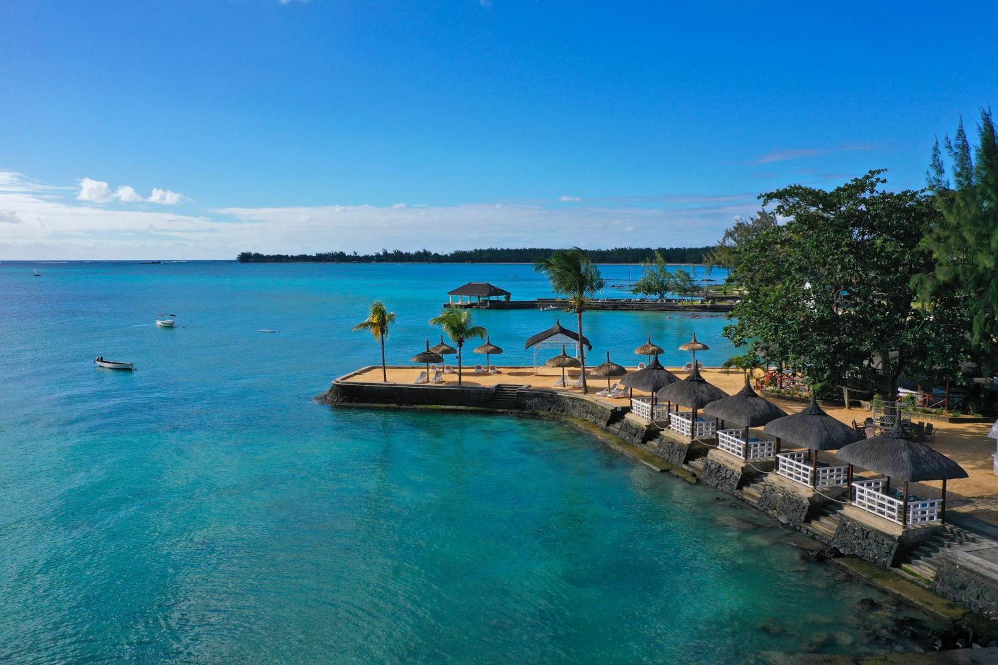Coral Azur Beach Resort Mont Choisy Екстериор снимка