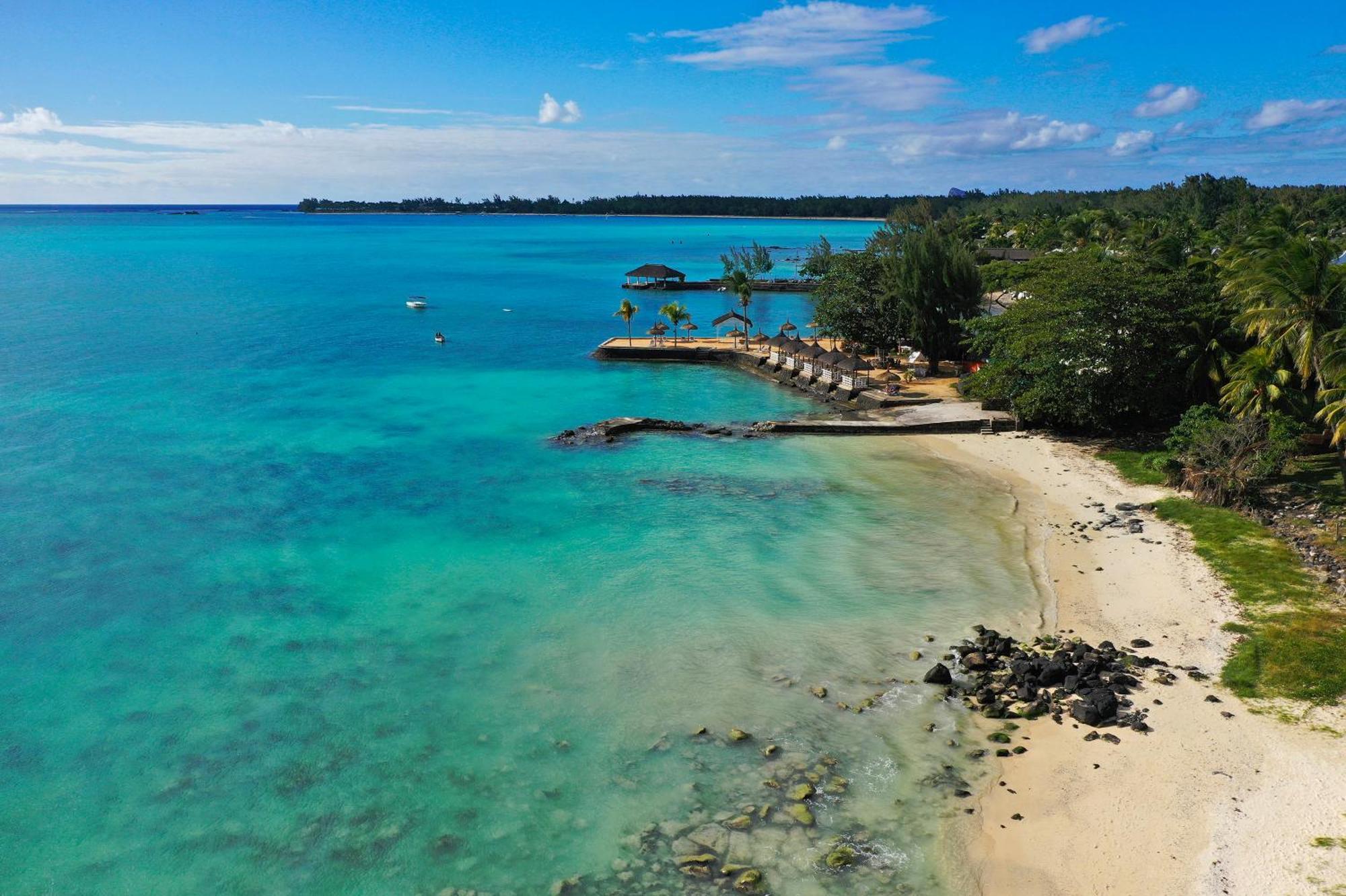 Coral Azur Beach Resort Mont Choisy Екстериор снимка