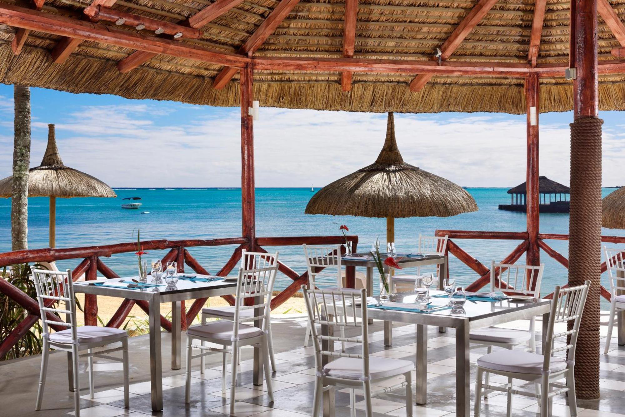Coral Azur Beach Resort Mont Choisy Екстериор снимка